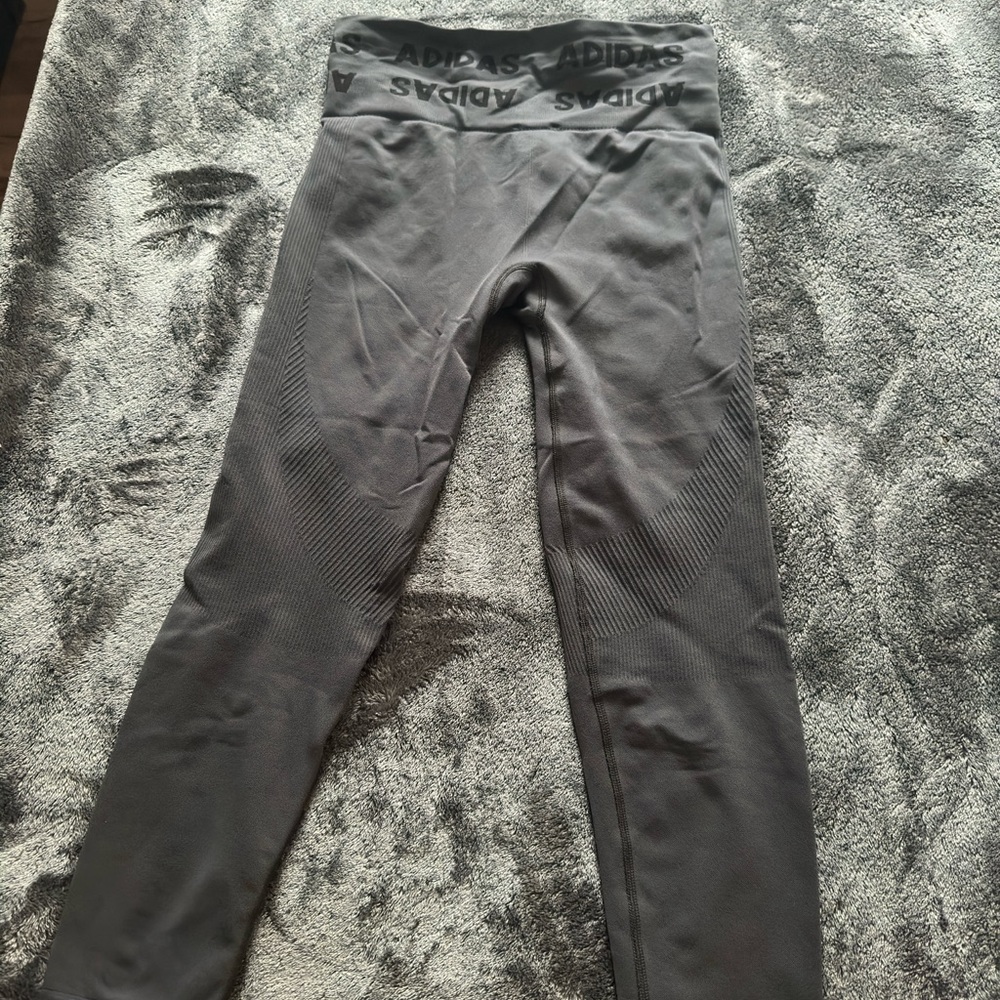 Adidas leggings